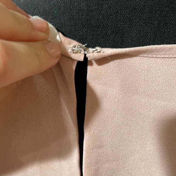 BCBGeneration baby pink long sleeve mini shift dress - Picture 4 of 5